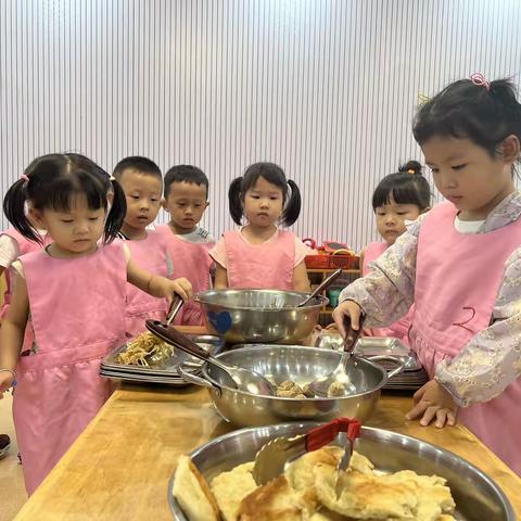 美味午餐——记肥城市实验幼儿园桃苗九班就餐活动纪实