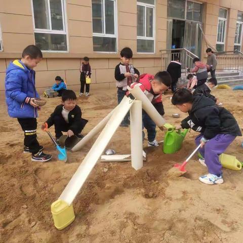 第六实验小学幼儿园大二班观察记录——沙池区