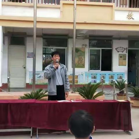 不负光阴，砥砺前行——许垓小学举行教育教学表彰大会