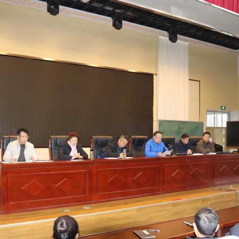 凫山小学迎接2019全市教体系统事业单位绩效考核检查