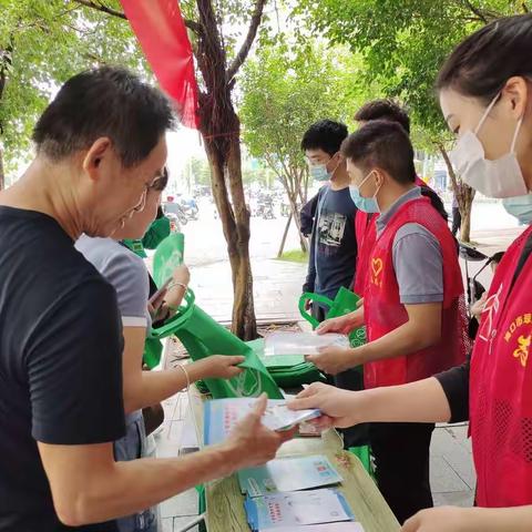 区卫健委开展《海南自由贸易港法》普法宣传活动