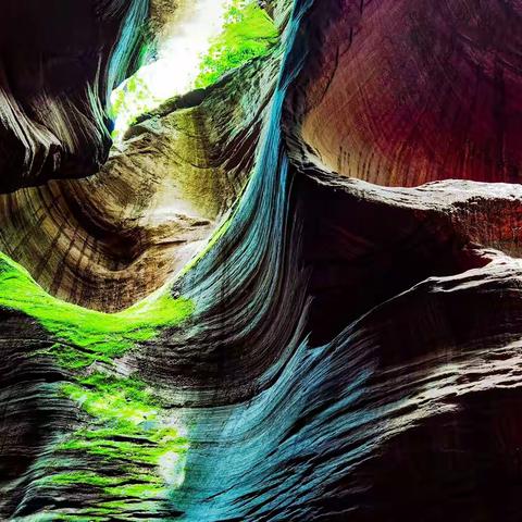 千古一绝 雨 岔 大 峽 谷