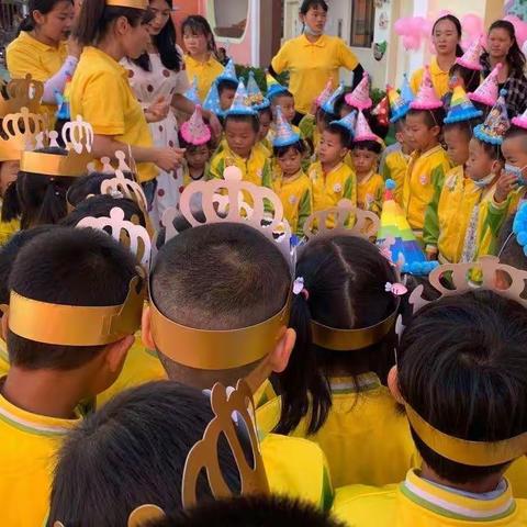 呈贡区童之灵幼儿园宝宝生日会邀请函