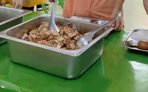 让进餐变得更自主