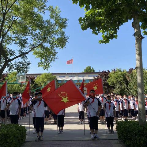 “童心向党，争做新时代好少年”———合家庄学校少先队入队仪式