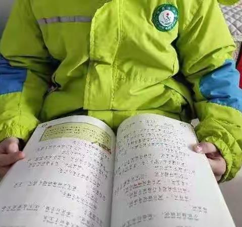 【书香学府】最是书香能致远，读书之乐乐无穷——带你走进学府路小学三一班刘念的“书香家庭”（二十五）