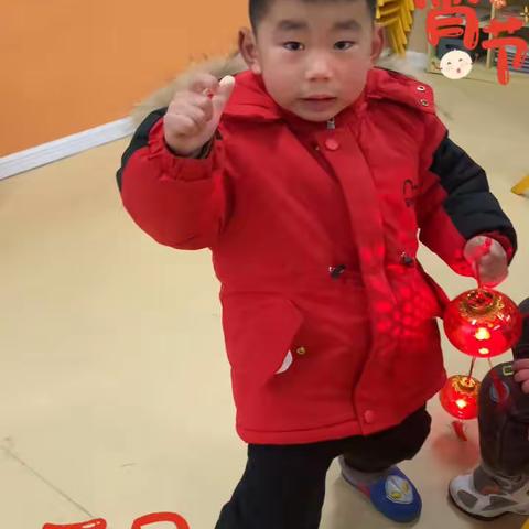 金晟年华幼儿园小二班第一周回顾