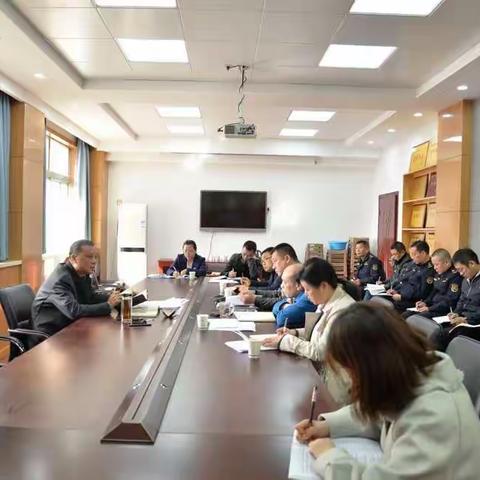 新城区城市管理和综合执法局党委组织党员学习优秀党员先进事迹