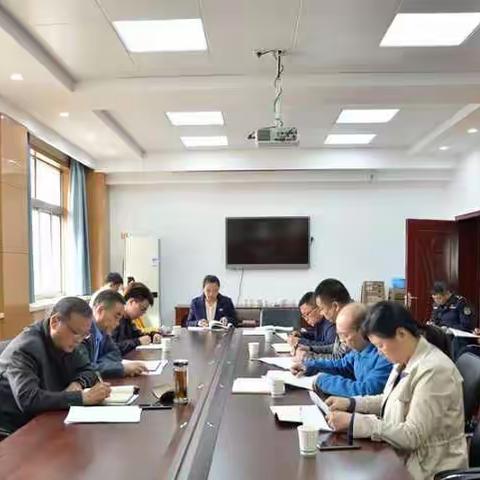 新城区城市管理和综合执法局召开主题教育工作推进会