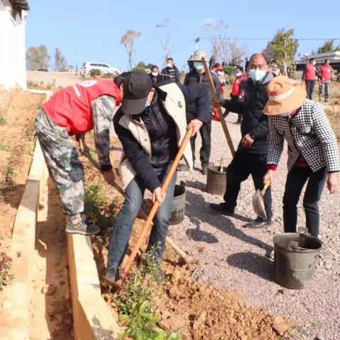 高平村委会牌坊村文化室落成暨“绿美乡村”行动启动仪式
