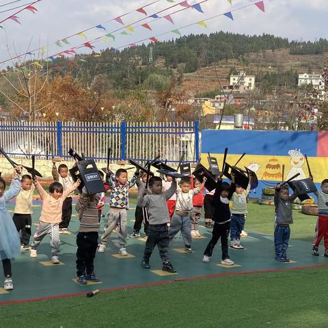 明童幼儿园永不言败小兵兵🧑‍🏭