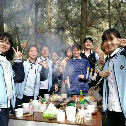 “我参与    我成长”                                          ———2018年心圩中学九年级课外实践活动