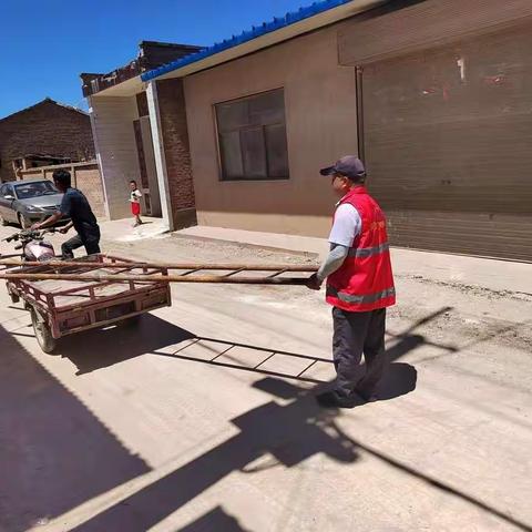 富县支公司张思德广电服务先锋队爱心服务