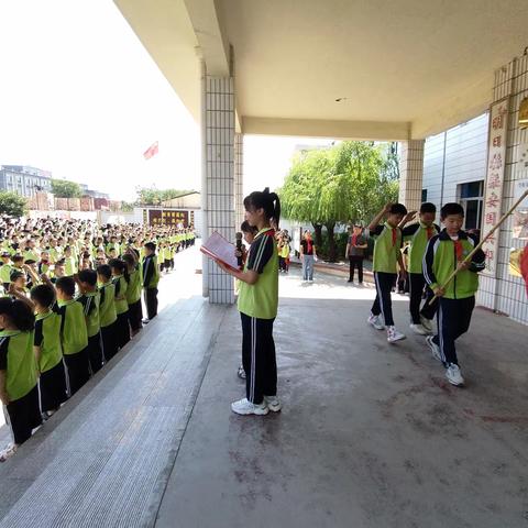 红领巾爱祖国 ——王会头小学一年级新队员入队仪式