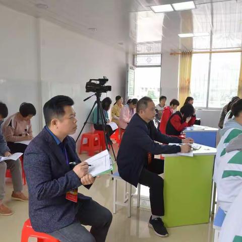 展英语教师风采，创魅力英语课堂--记2021年秋季学期德庆县高良中学青年教师展示课活动