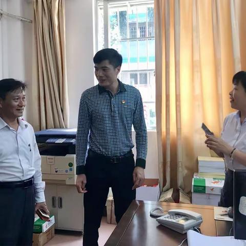 秀英区委组织部到挂点村（社区）开展“六大专项整治”工作