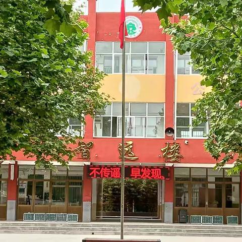 课后服务兴趣浓，校园欢乐尽其中