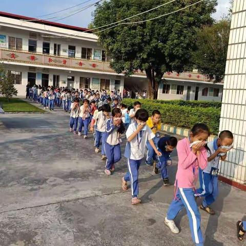 文福镇中心小学“119消防宣传日”应急疏散演练活动报道