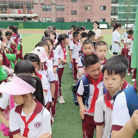 铜仁市第二十九小学三（四）班百花渡、九龙洞“自然科普·家乡魅力”研学活动