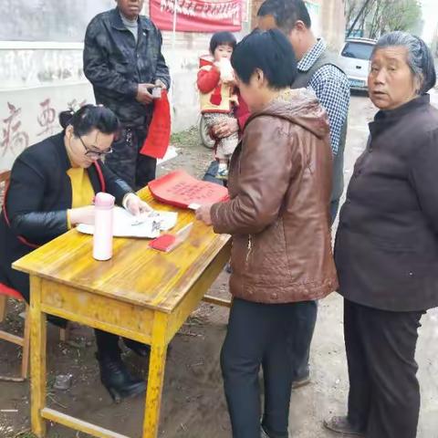 柴堡卫生院后市庄村公卫体检中……