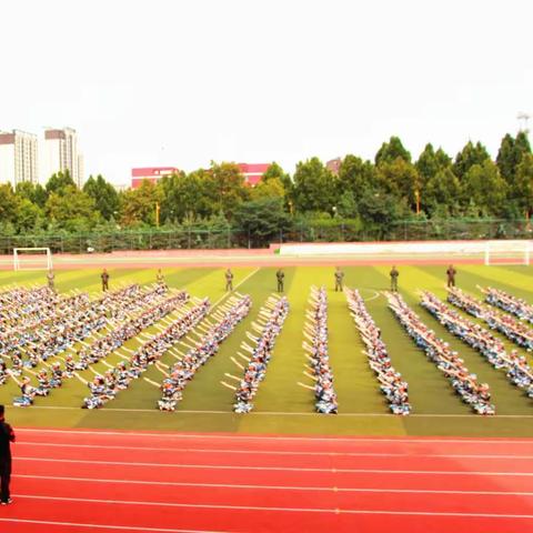 英姿飒爽展风采  青春飞扬启新篇——记奚仲中学（八中校区）七年级开学典礼暨军训成果展