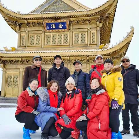 峨眉山赏雪