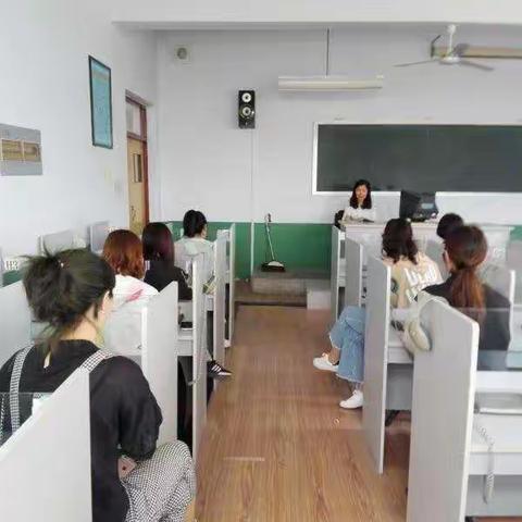 新入职教师专业素养提升方式方法的研究