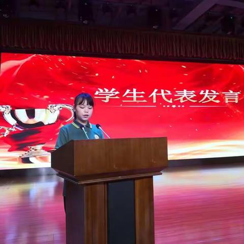 “家校同心，师生共行”西安市大明宫中学举行初一年级家长会