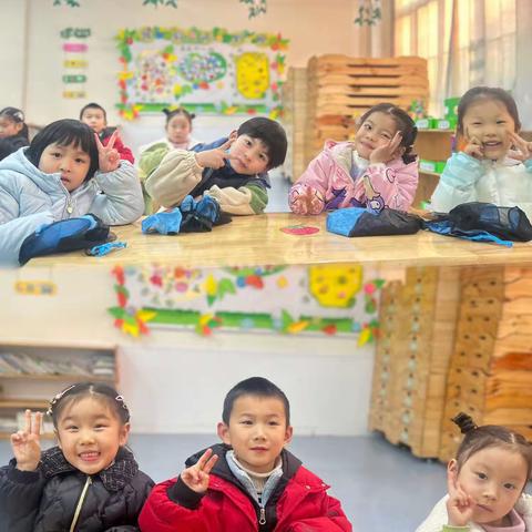 2024年春季大班科学小实验1班精彩回顾