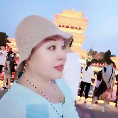 8月21日台儿庄古城，微山湖两日游。