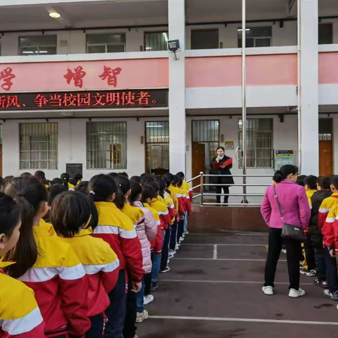 “好人好事皆榜样，雷锋精神永传扬”——都安瑶族自治县地苏镇中心小学 2022年学雷锋自愿服务月活动