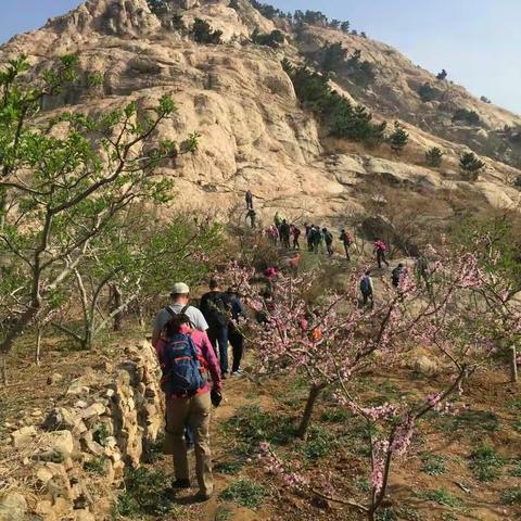 2018年3月31日舒心户外峨山、小虎山穿越