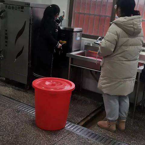 全面消毒暨排查安全隐患为幼儿保驾护航