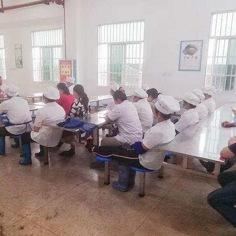 南宁市第四十二中学召开学生食堂“疫情防控”工作会议