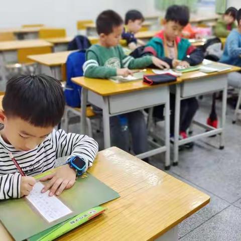 【桥南小学】彩艺书法班