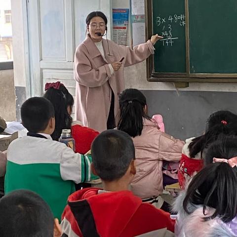 汇报展示，共同进步——张庄乡直小学数学组教研活动