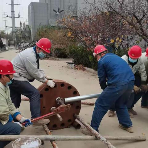 迎冷风战寒冬 同心协力抓进度