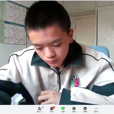 你努力的样子真耀眼！——高唐鸣山学校九年级优秀坐姿展示第一期