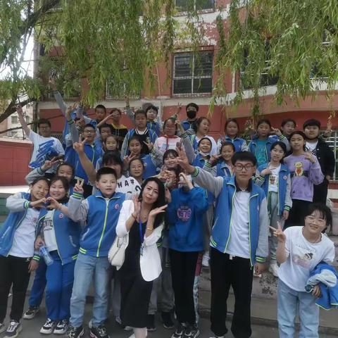 青春飞扬      加油少年 ——新胜一小2016级七班“班级竞赛日”活动剪影