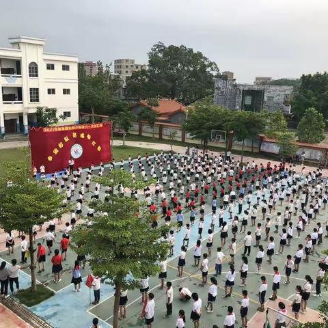 红领巾心向党，争做新时代好队员——西山镇长安小学庆祝2021年“六一”国际儿童节暨新队员入队仪式