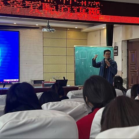 以笔书心，品汉字之美——黄集实验小学语文教师书写培训
