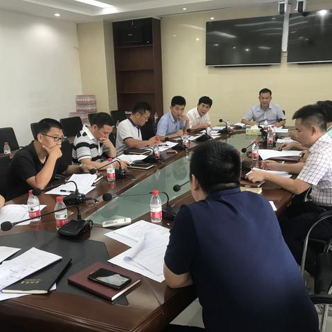 区委副书记陈玮主持“脱贫攻坚大比武”迎检工作部署会议