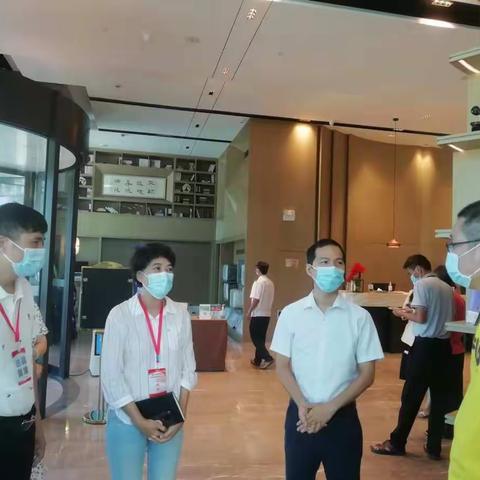 市委组织部到秀英区督导滞留旅客服务专员工作开展情况