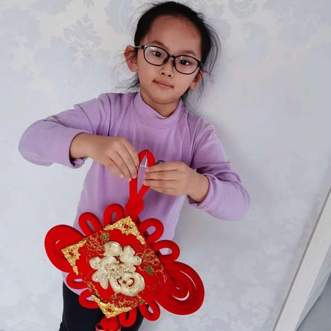 书香伴我度寒假   实验二小一年四班闻轩