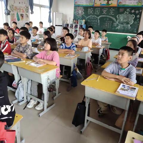 “双减”下梁寨小学有趣的科学课堂