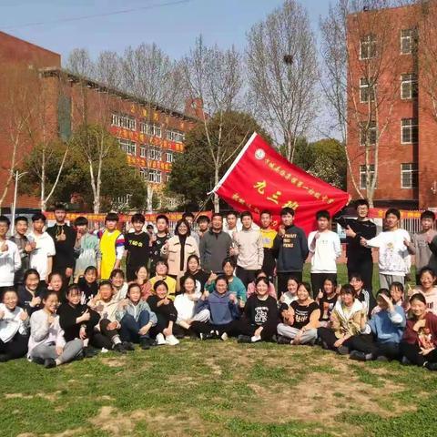 精彩小舞台，人人展风采