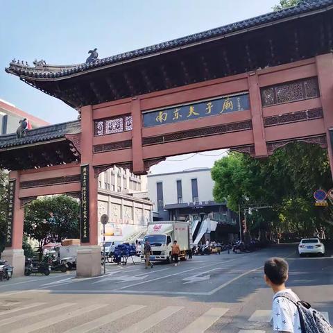 小吃货的一个暑期生活