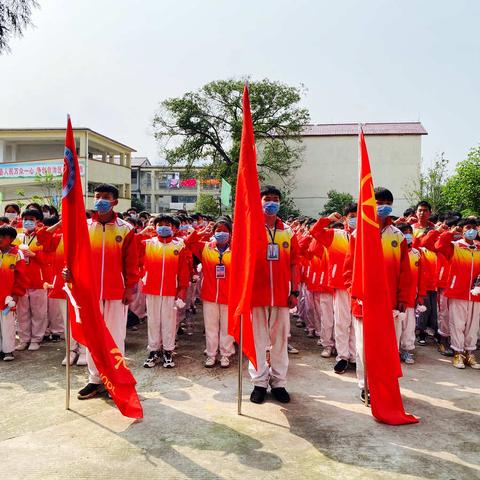 缅怀革命先烈，弘扬爱国精神———融安县长安中学2021年春季学期祭奠烈士扫墓活动