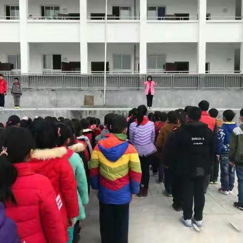 沙地乡柳池小学开展“浸润经典，品味书香”主题活动