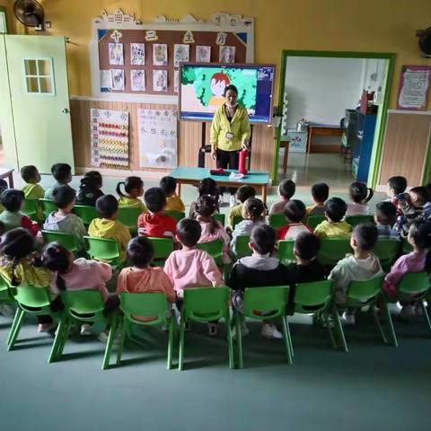 新蓓蕾幼儿园中6班第11周——《精彩瞬间》